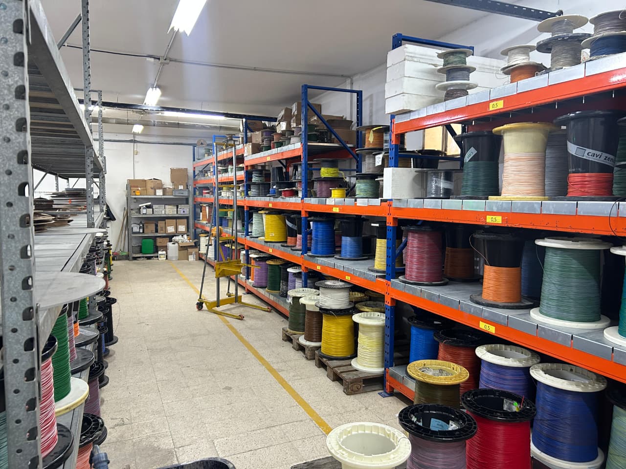 Sertissage des composants